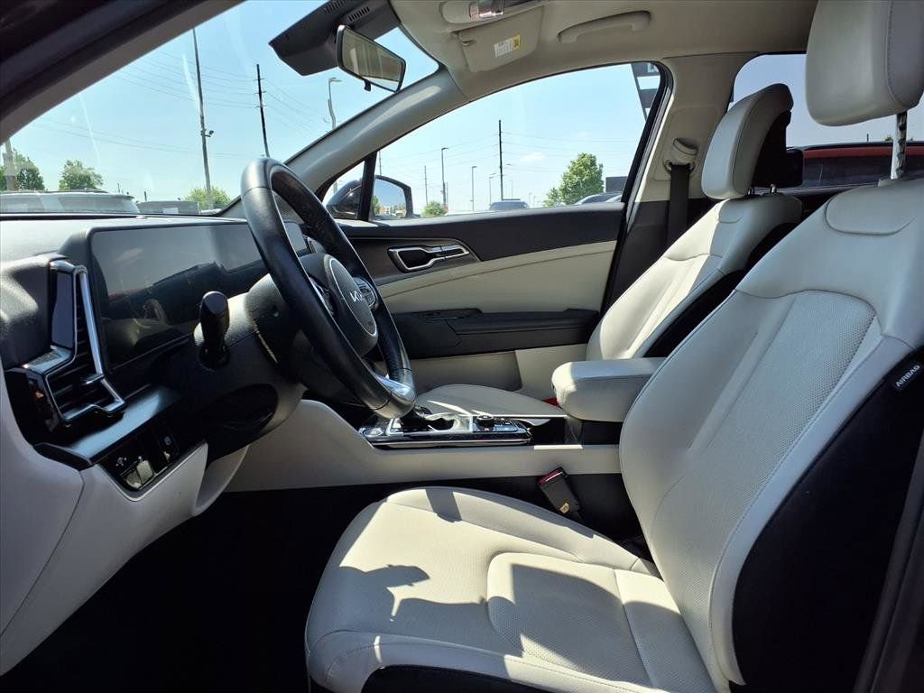 Used 2023 Kia Sportage EX FWD image 24