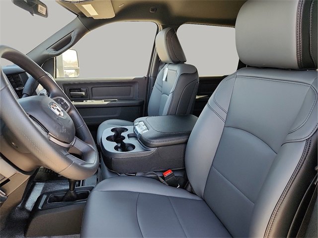 Used 2024 RAM 3500 Tradesman image 13