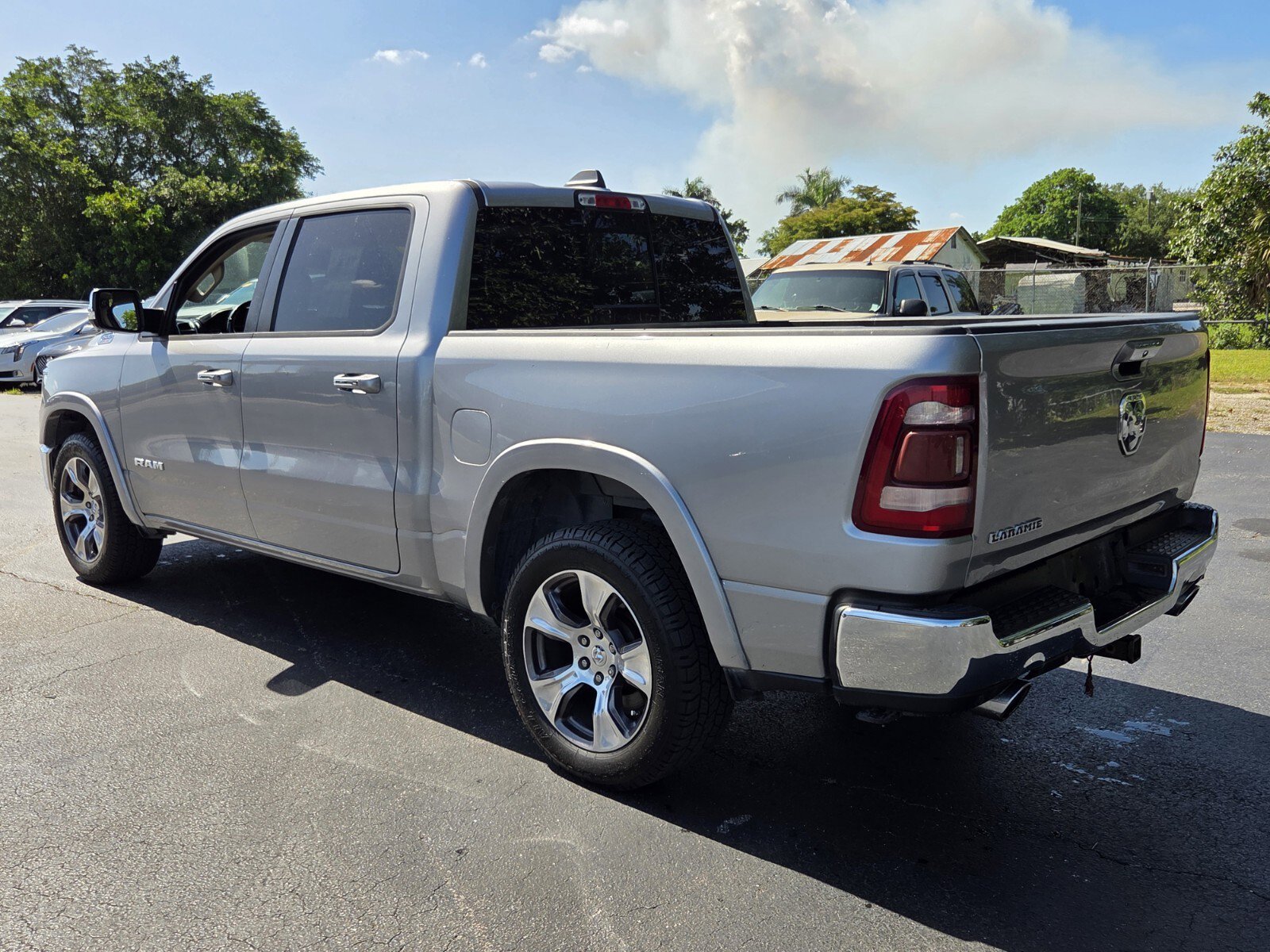 Used 2020 RAM 1500 Laramie RWD image 3