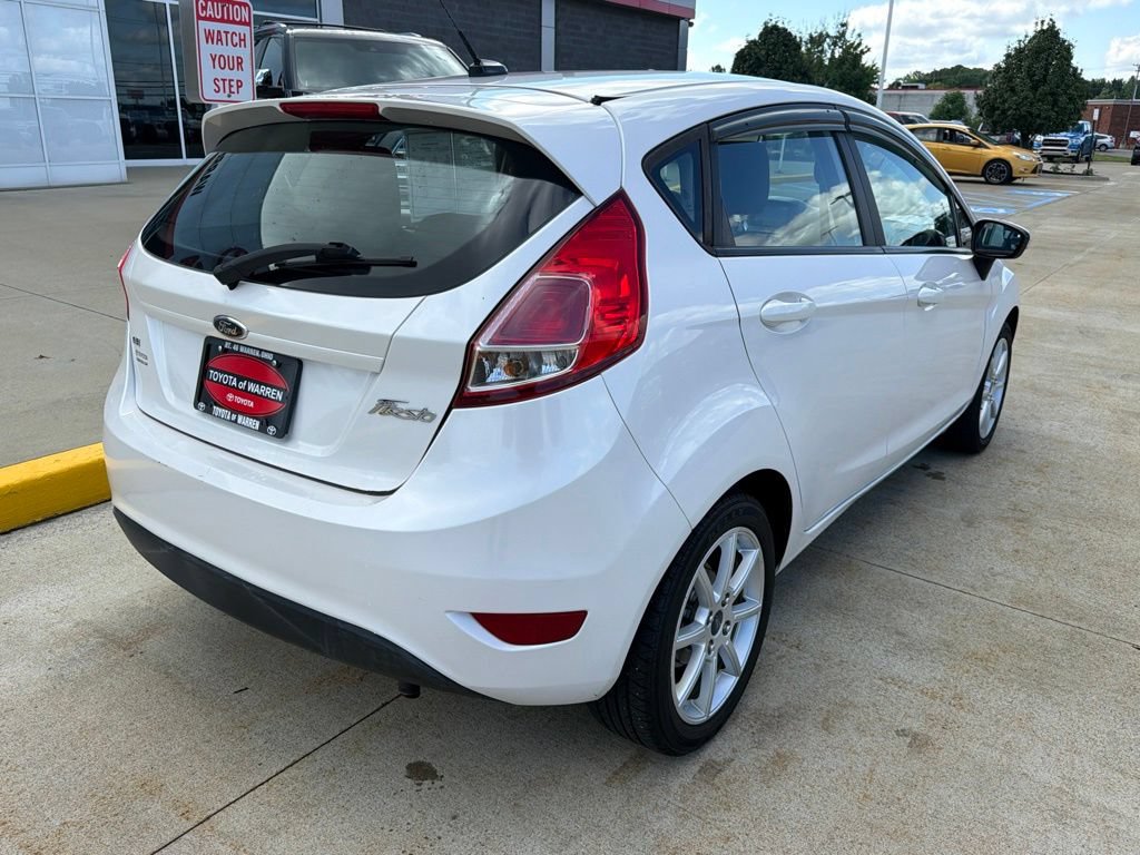 Used 2016 Ford Fiesta SE w/ Equipment Group 201A FWD image 4
