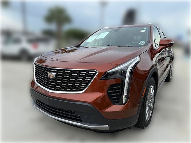 Used 2020 Cadillac XT4 Premium Luxury FWD image 3