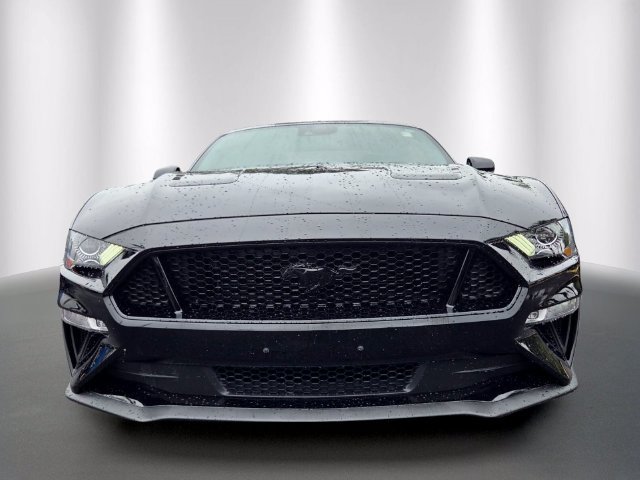 Used 2022 Ford Mustang GT w/ Black Accent Package RWD image 2