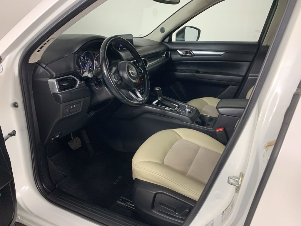 Used 2020 MAZDA CX-5 Touring FWD image 30