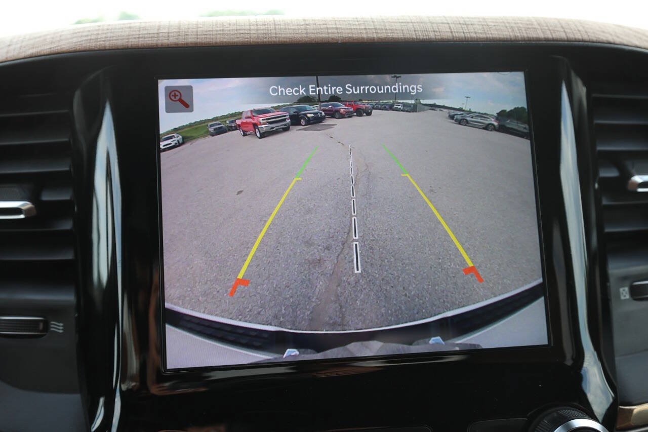 Used 2022 RAM 1500 Limited w/ Body Color Bumper Group AWD/4WD image 23