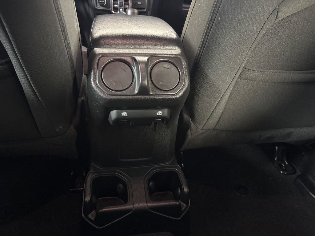 Used 2023 Jeep Wrangler Unlimited Sport image 26