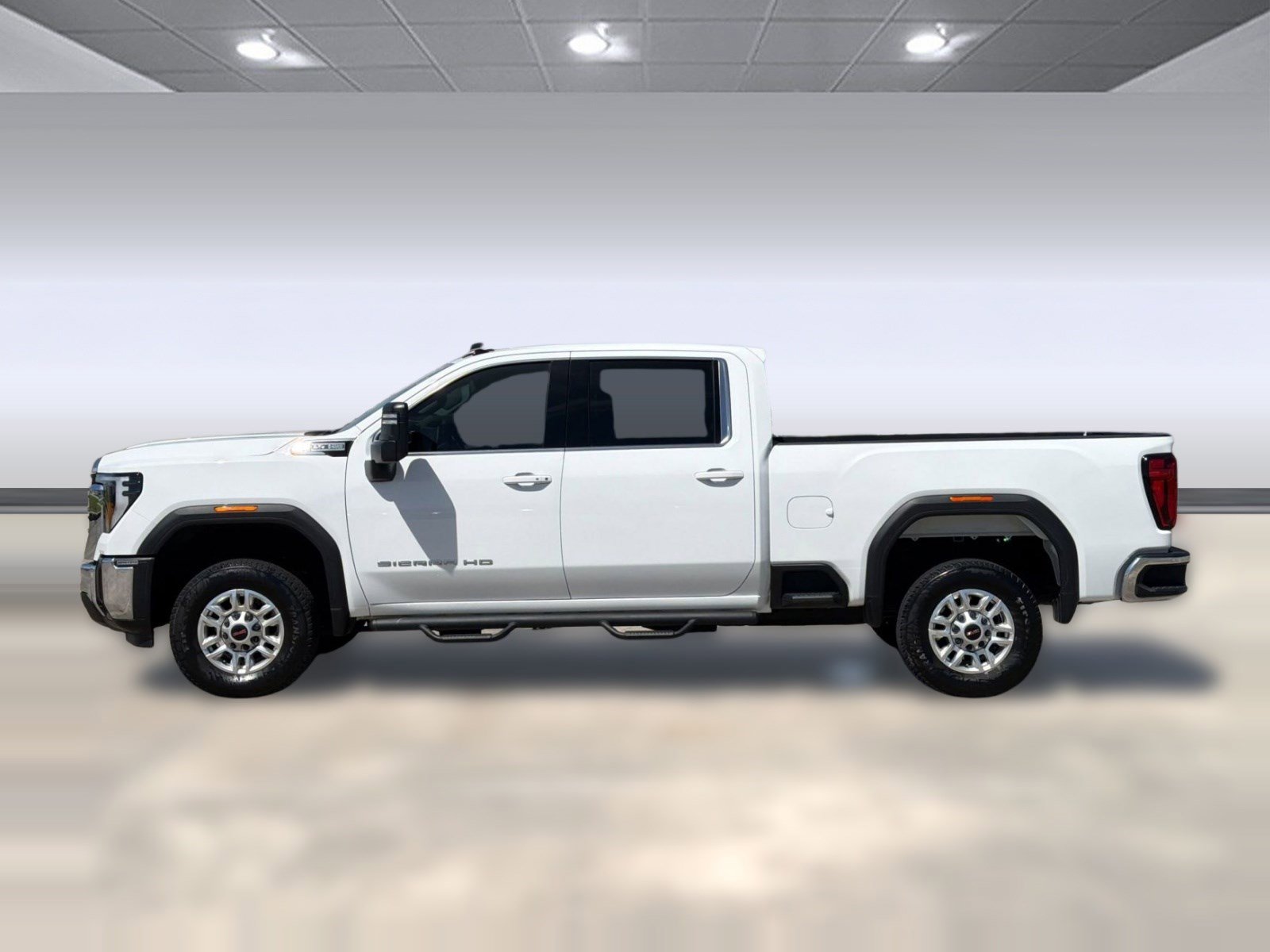 Used 2024 GMC Sierra 2500 SLE w/ SLE Value Package; image 2
