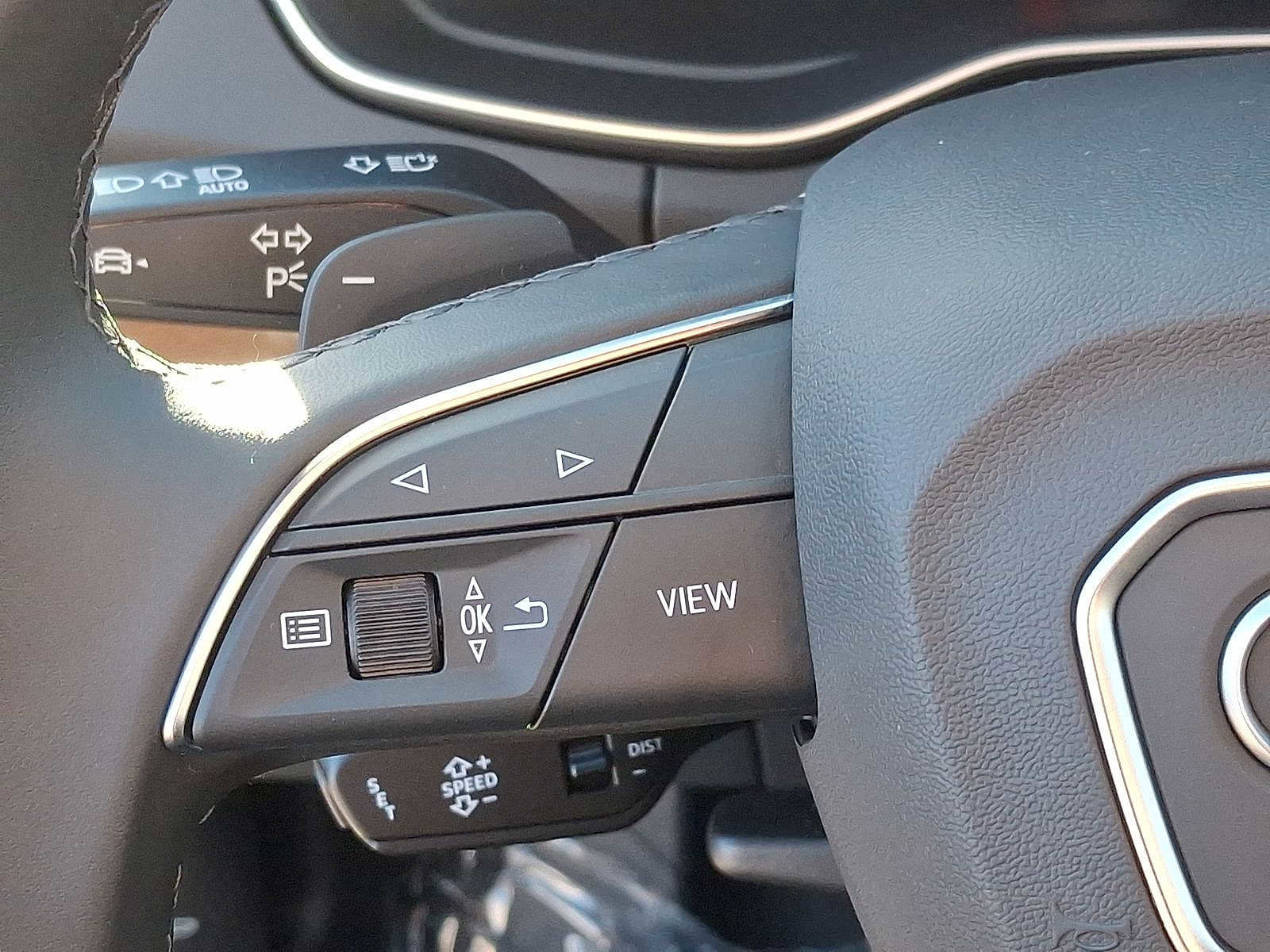 Certified 2025 Audi Q5 2.0T Premium w/ Convenience Plus Package image 17