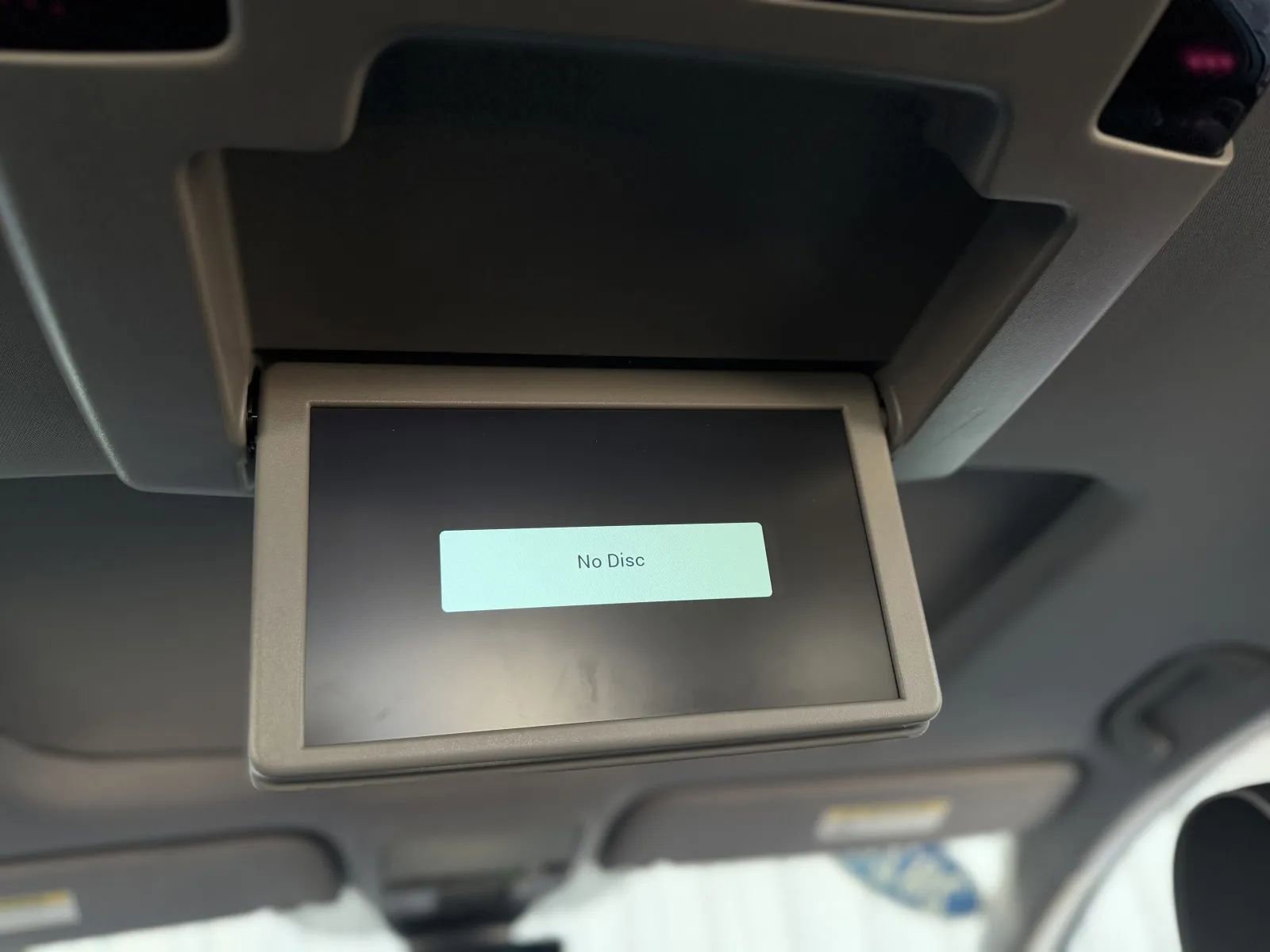 Used 2024 Honda Odyssey Elite image 43