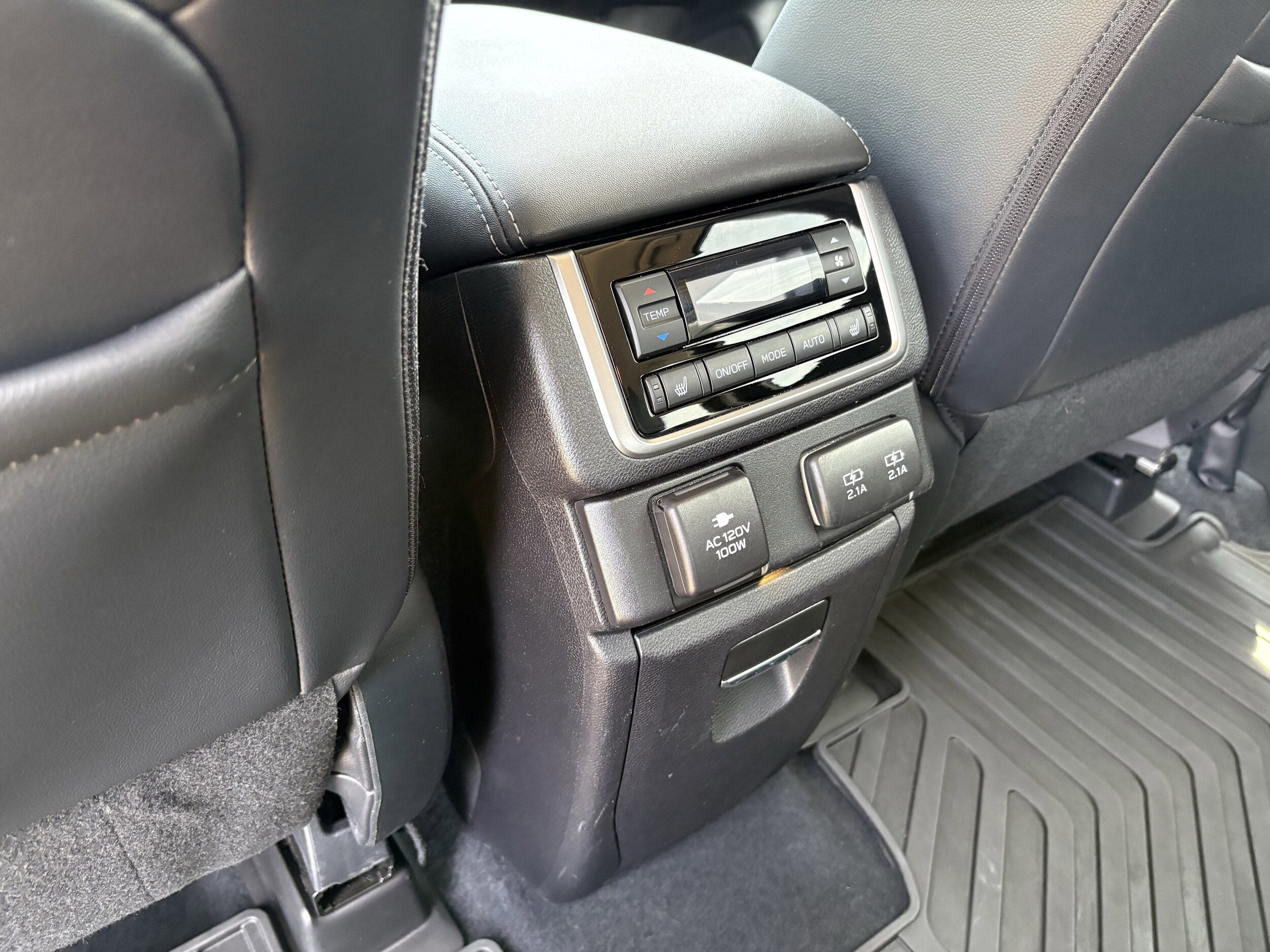 Used 2021 Subaru Ascent Touring AWD/4WD image 32