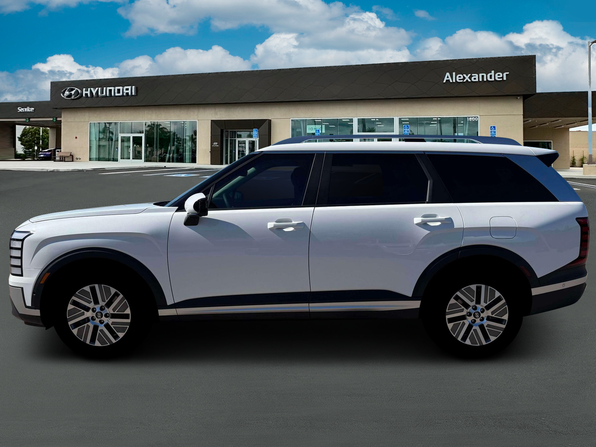 New 2026 Hyundai Palisade SEL Premium w/ Tow & Go Package FWD image 3