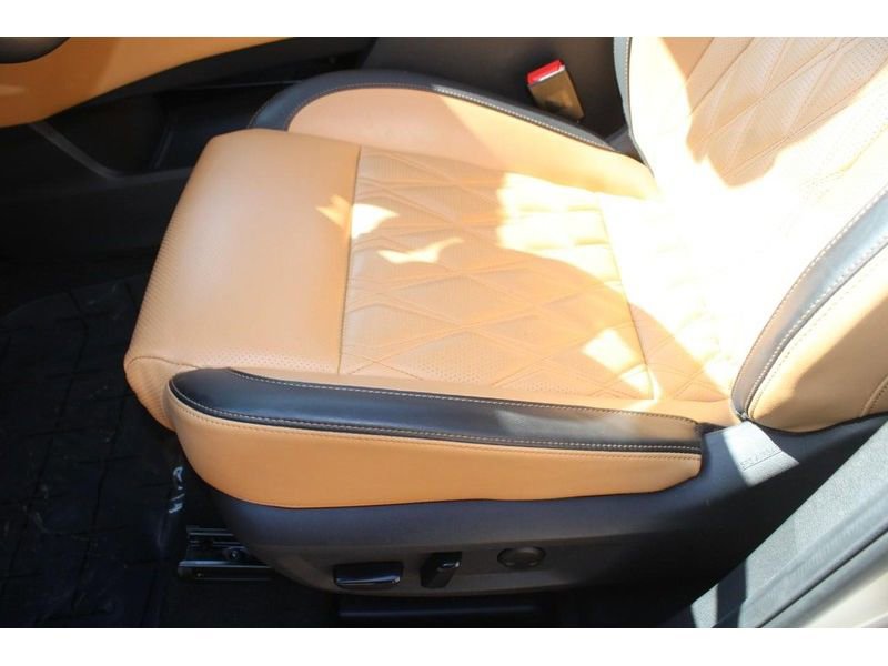 Used 2021 Nissan Rogue Platinum image 19