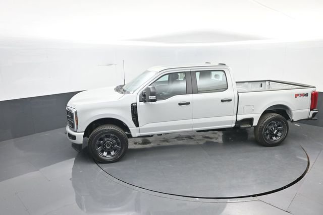 New 2026 Ford F250 4x4 Crew Cab Super Duty image 27