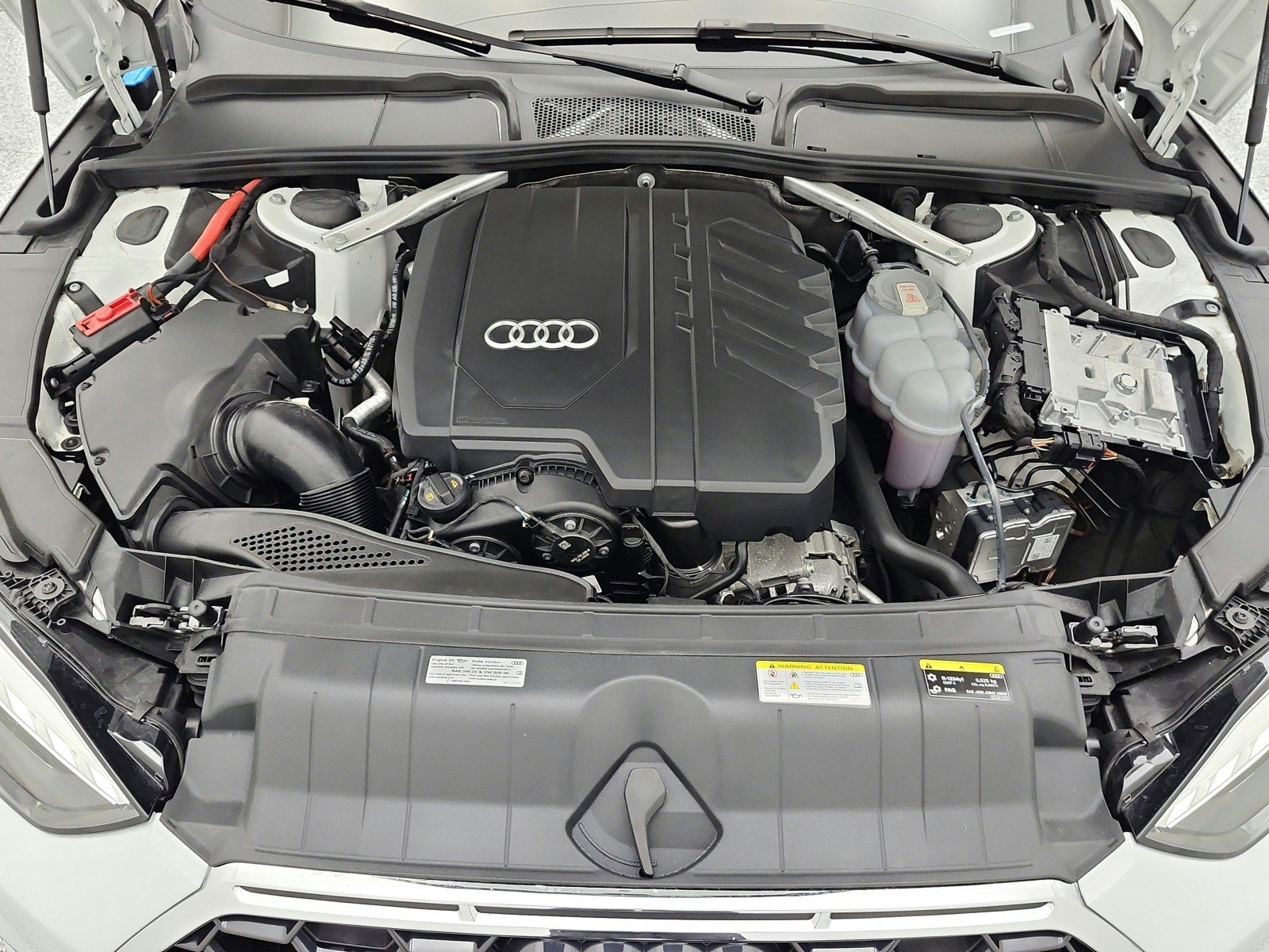 Used 2023 Audi A5 2.0T Premium Plus w/ Premium Plus AWD/4WD image 16