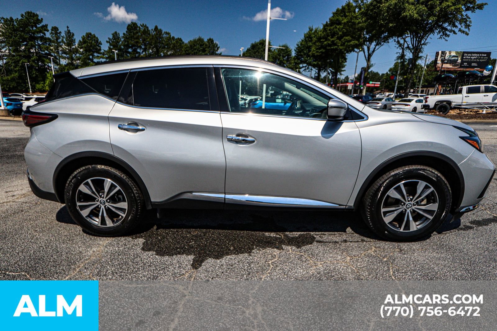 Used 2023 Nissan Murano SV AWD/4WD image 11