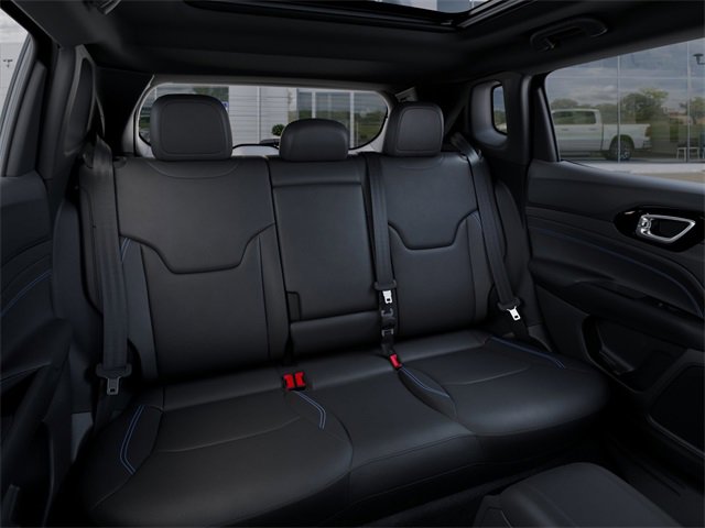 New 2025 Jeep Compass Limited w/ Sun & Sound Group image 15