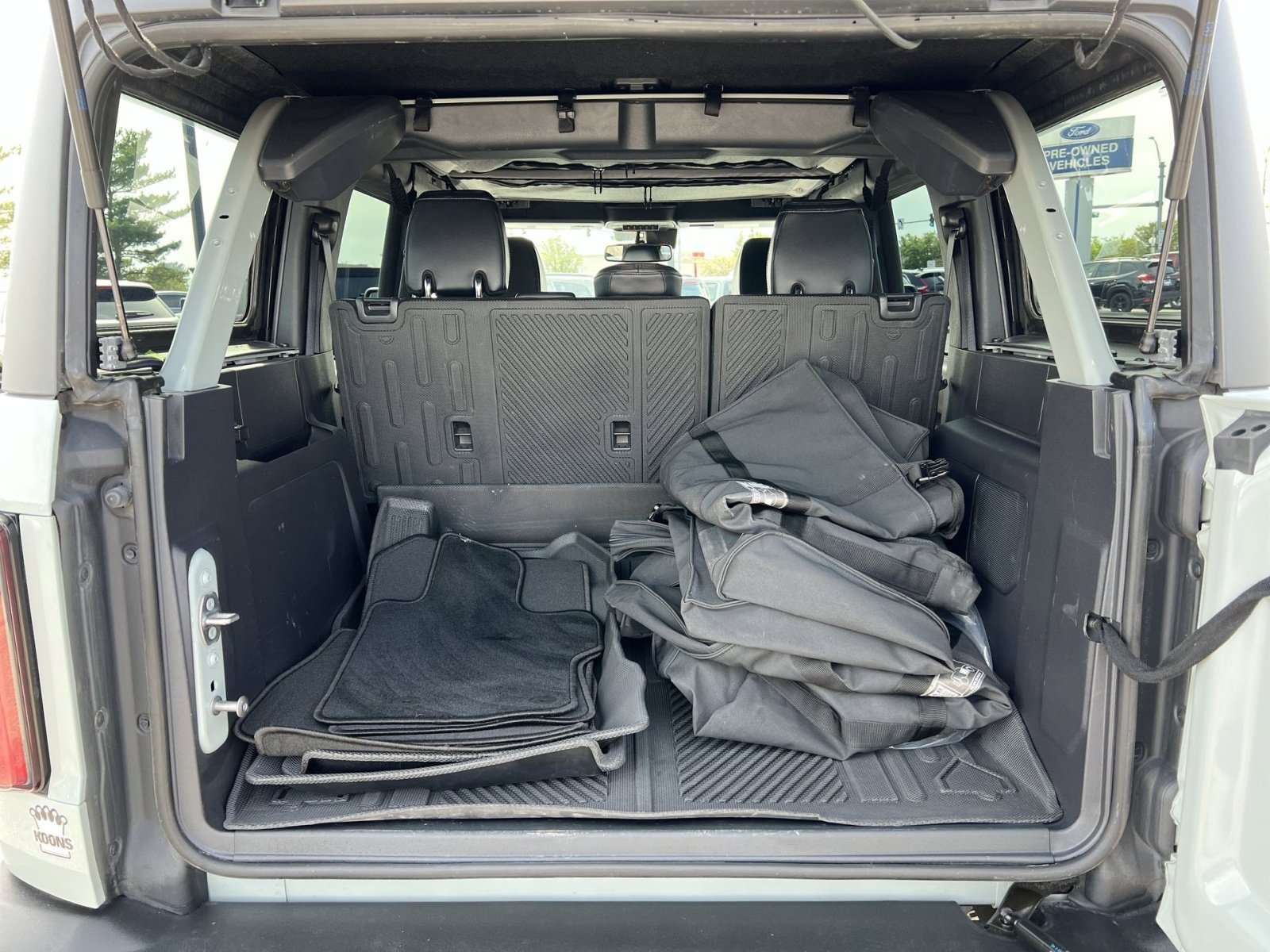 Used 2023 Ford Bronco Wildtrak image 33