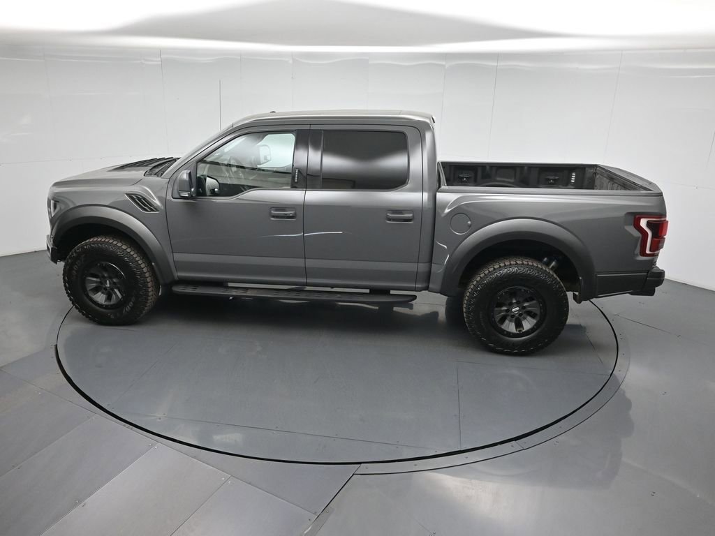 Used 2018 Ford F150 Raptor w/ Equipment Group 802A Luxury image 45