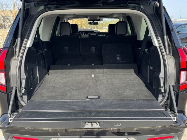 Certified 2025 Ford Expedition Max Platinum AWD/4WD image 19