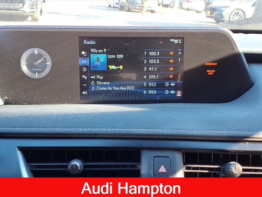 Used 2022 Lexus UX 250h w/ Premium Package AWD/4WD image 19