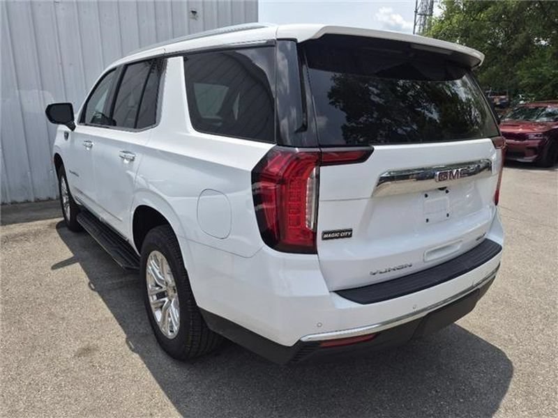 Used 2024 GMC Yukon SLT AWD/4WD image 37