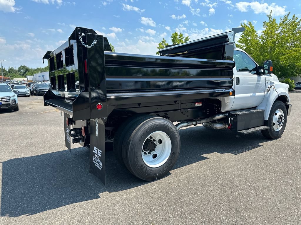 New 2027 Ford F650 2WD Regular Cab Super Duty image 7