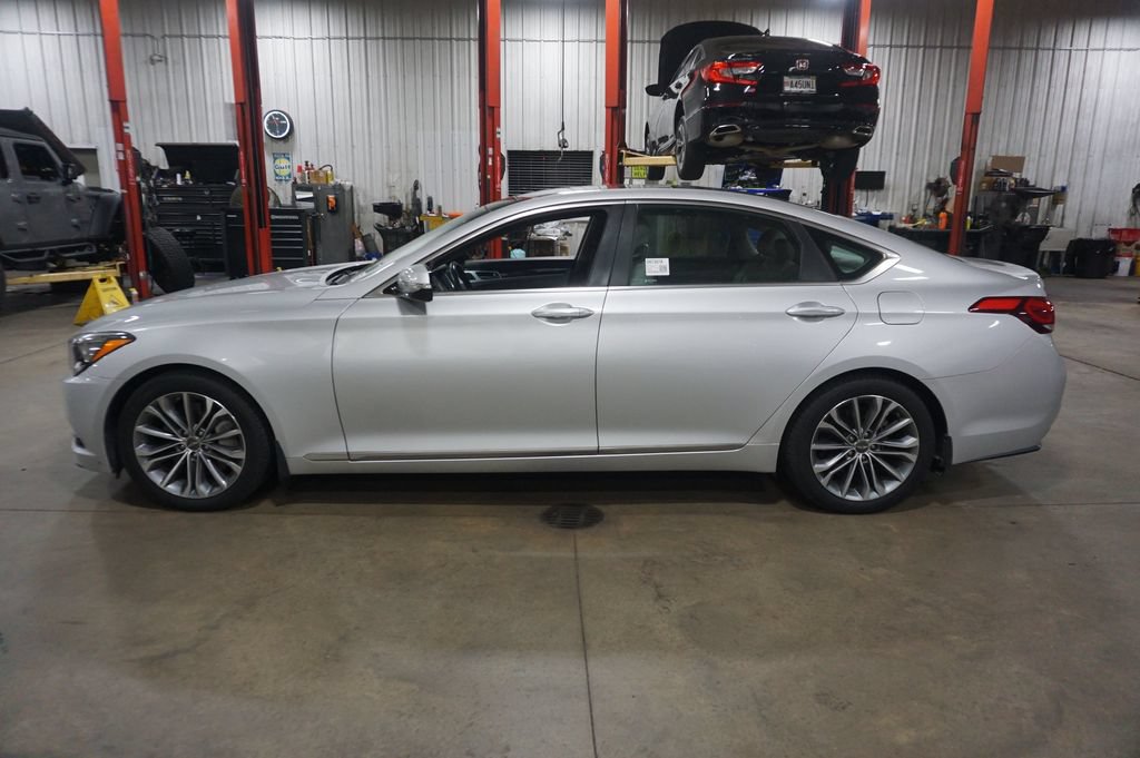 Used 2016 Hyundai Genesis 3.8 w/ Option Group 02 RWD image 16