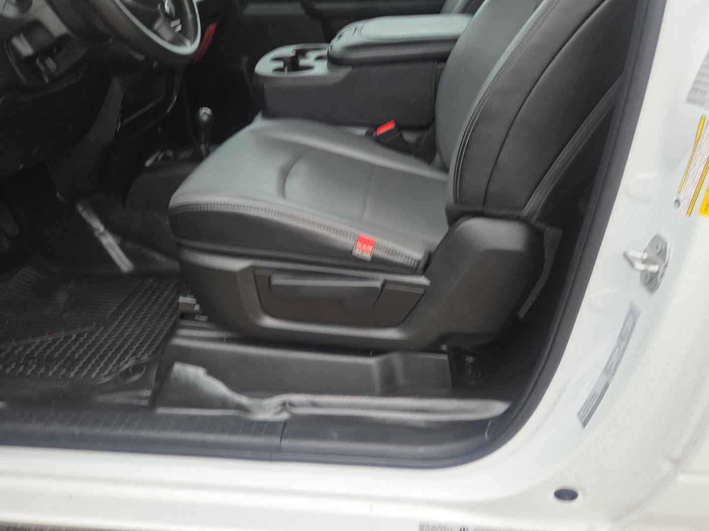 Used 2022 RAM 3500 Tradesman AWD/4WD image 12