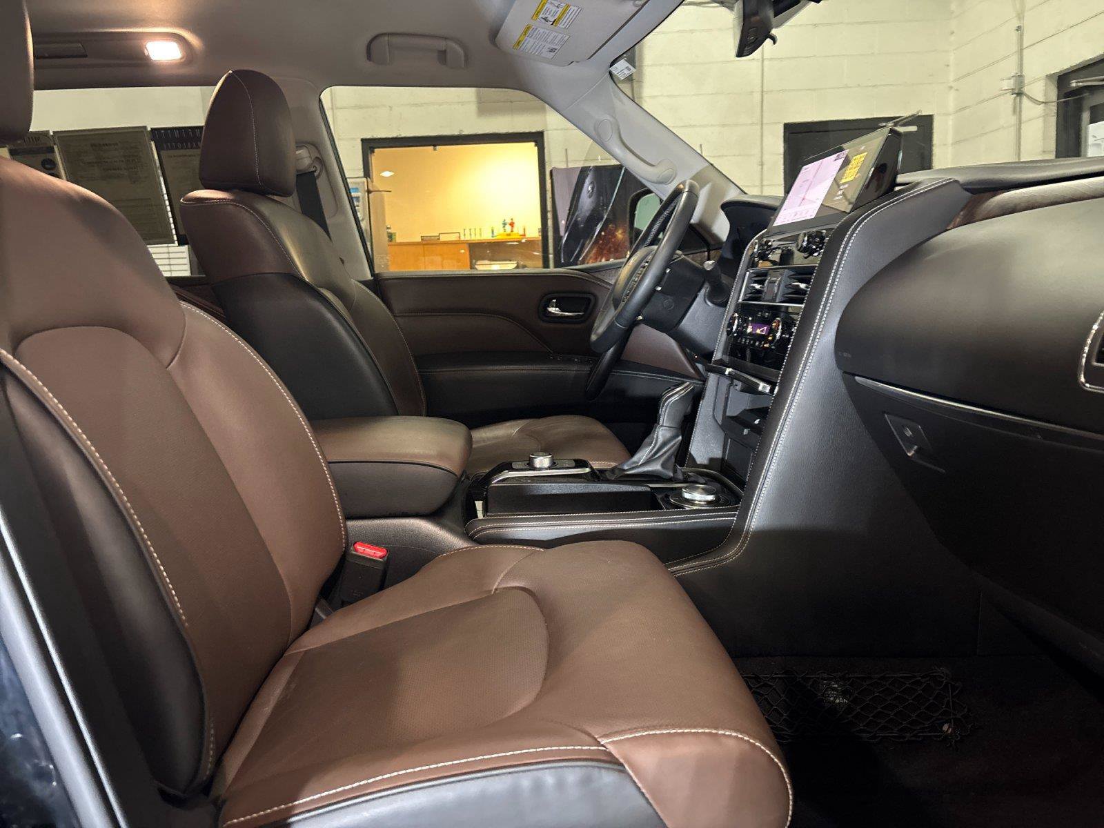Used 2023 INFINITI QX80 Premium Select w/ Cargo Package AWD/4WD image 40