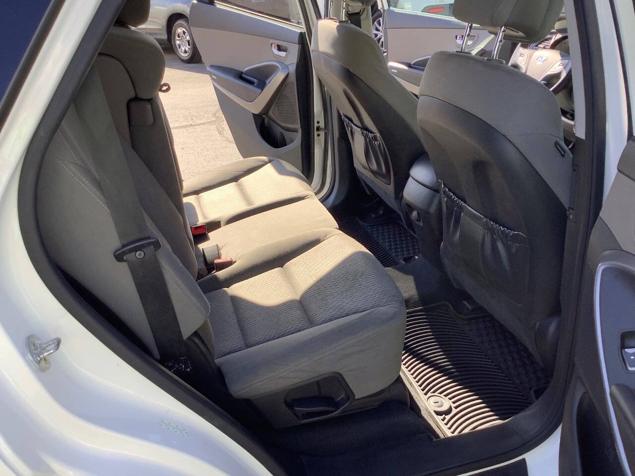 Used 2015 Hyundai Santa Fe GLS AWD/4WD image 37