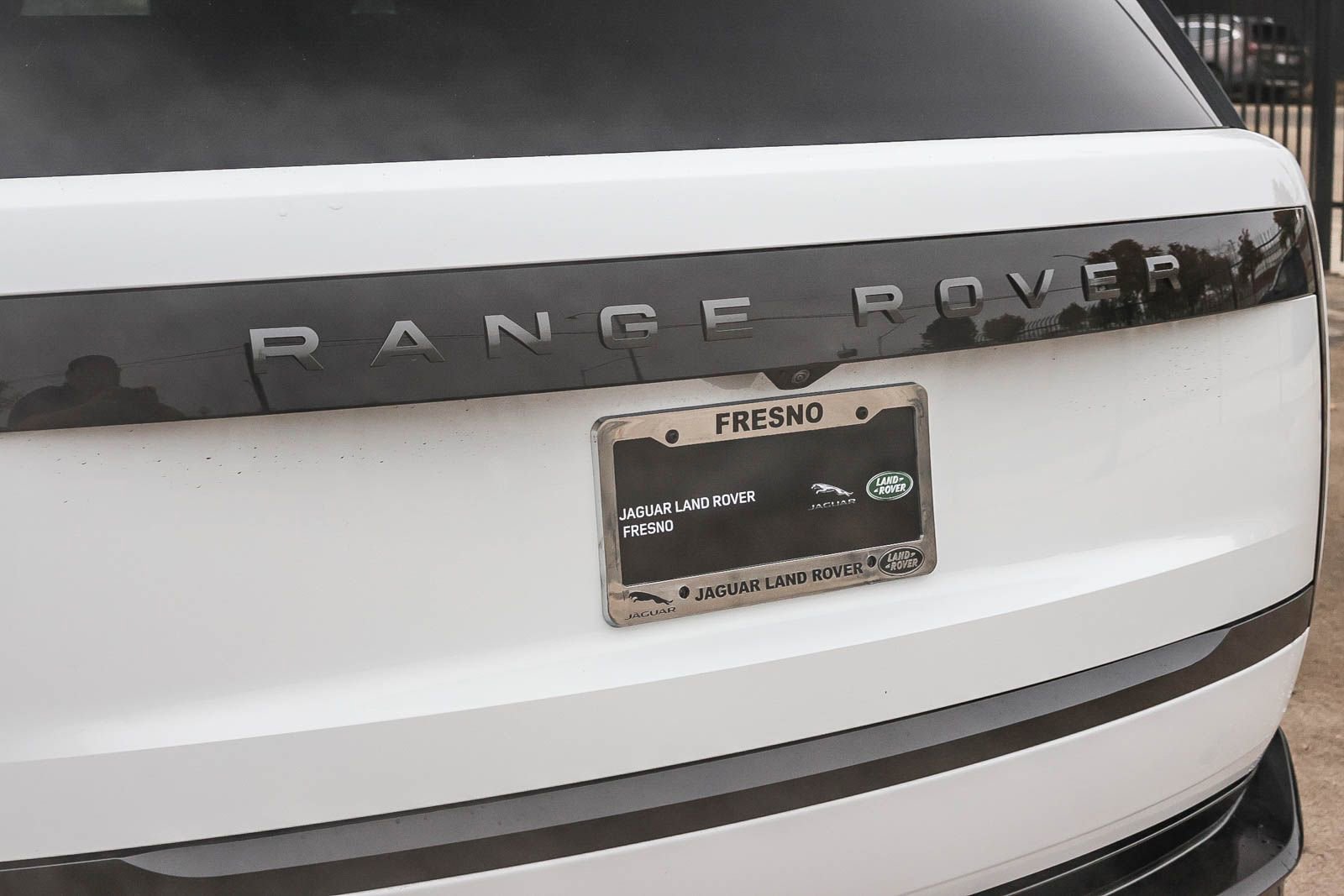 New 2025 Land Rover Range Rover SE AWD/4WD image 11