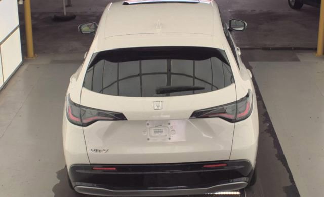 Used 2025 Honda HR-V EX-L image 3