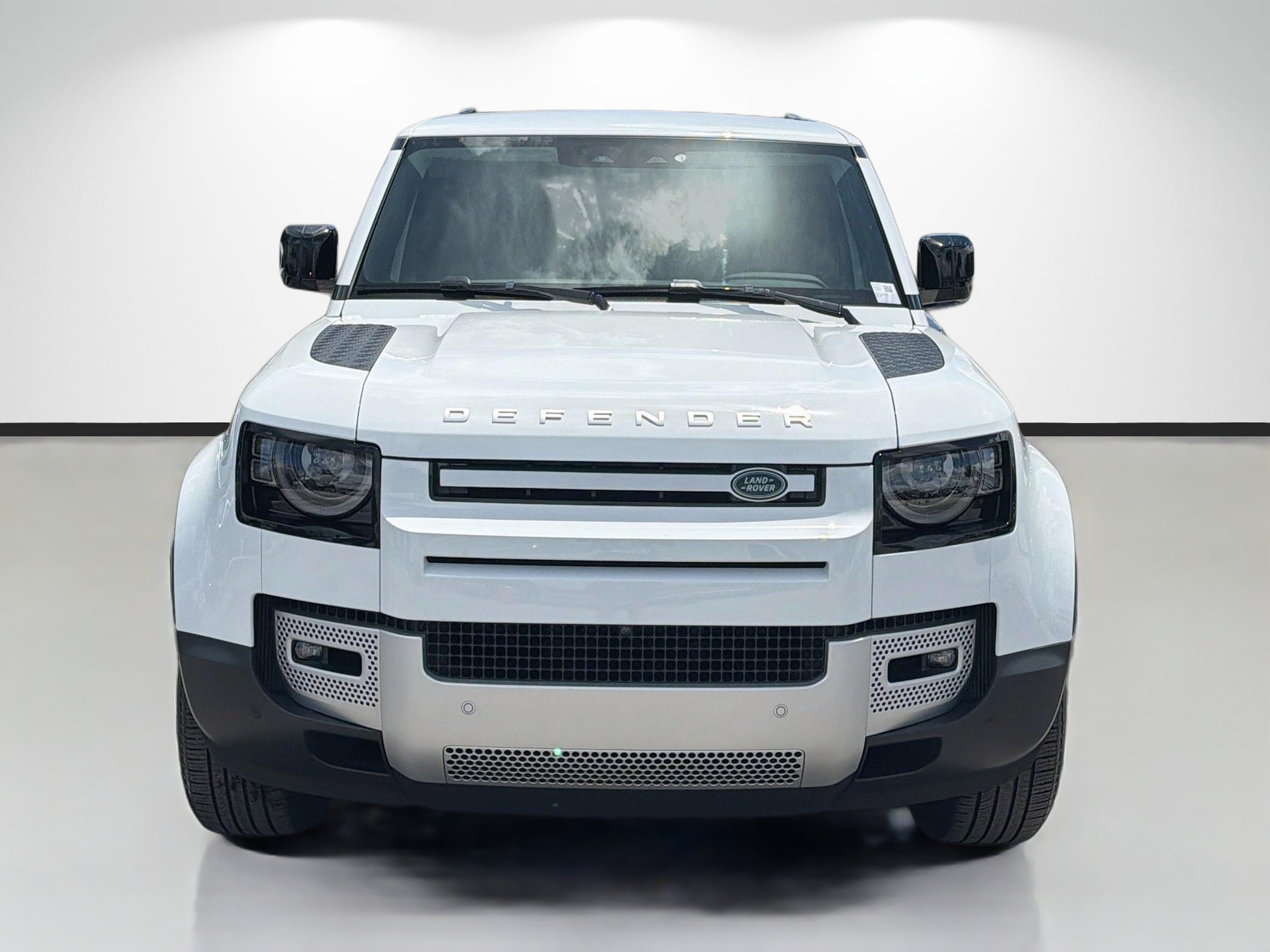 Used 2024 Land Rover Defender 110 S AWD/4WD image 8