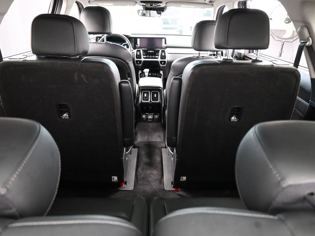 Used 2023 Kia Sorento SX AWD/4WD image 53