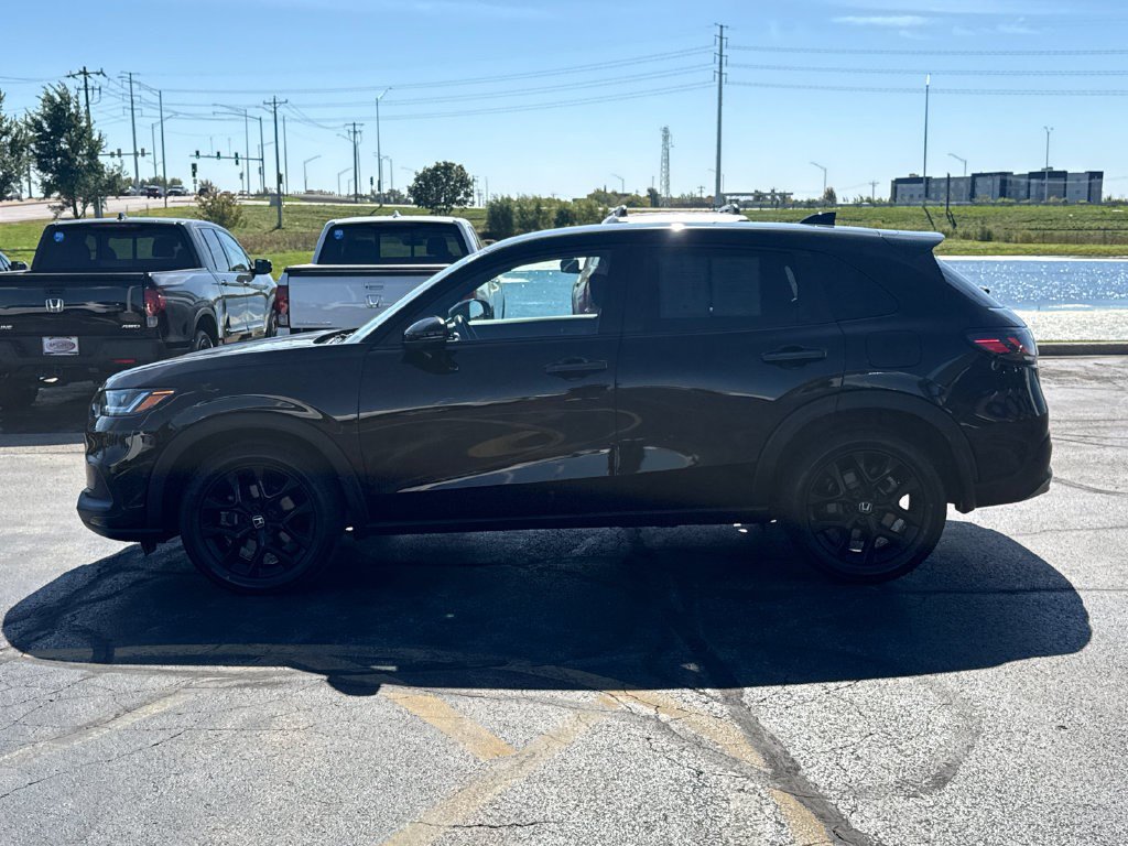 Certified 2025 Honda HR-V Sport image 8