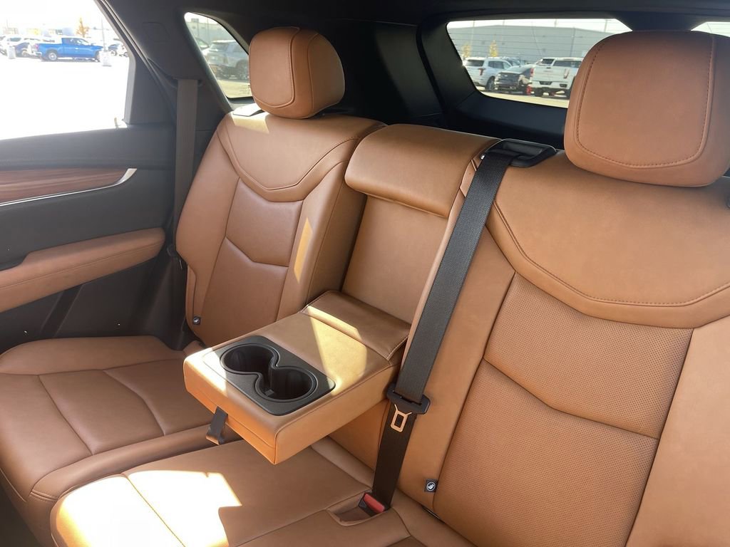 Certified 2022 Cadillac XT5 Premium Luxury image 37