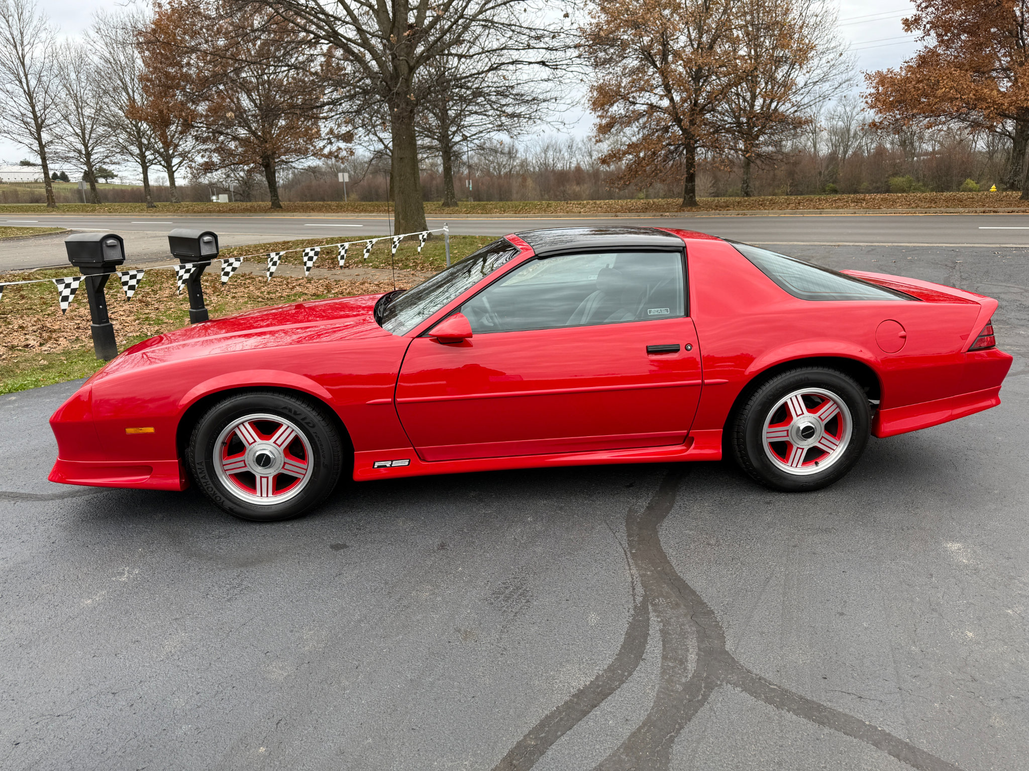 Used 1991 Chevrolet Camaro RS image 7