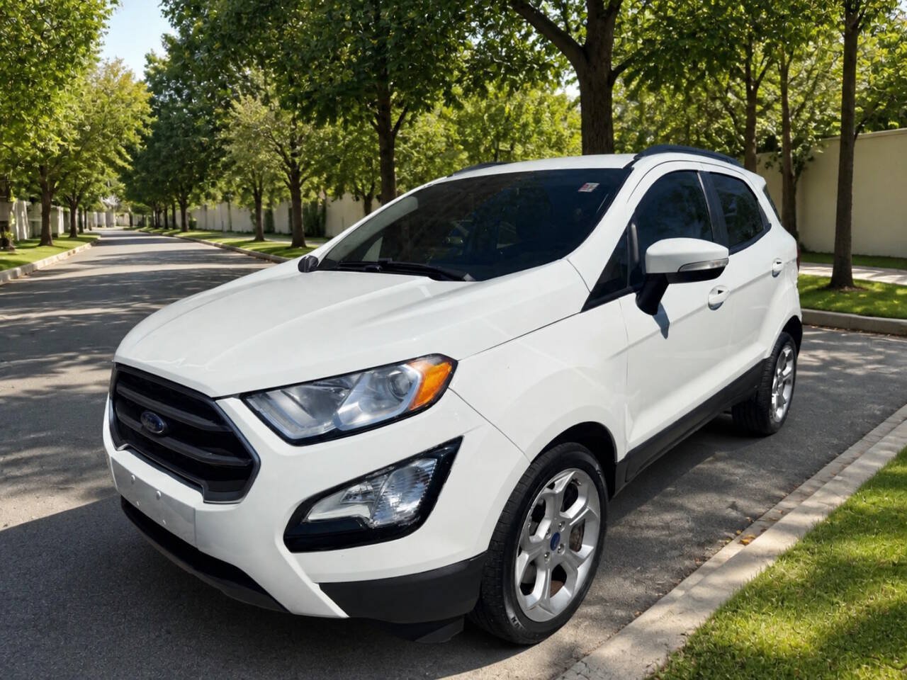 Used 2021 Ford EcoSport SE w/ SE Appearance Package FWD image 2