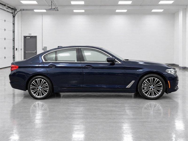 Used 2020 BMW 530i xDrive w/ Convenience Package AWD/4WD image 3