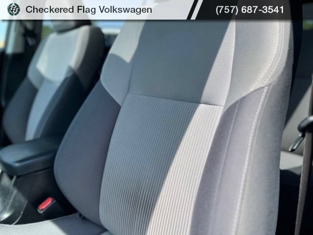 Used 2014 Toyota RAV4 XLE FWD image 22