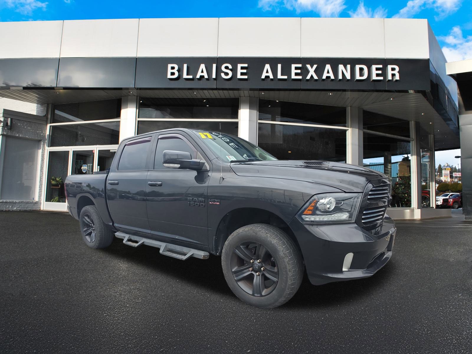 Used 2017 RAM 1500 Sport w/ Black Ram 1500 Sport Group