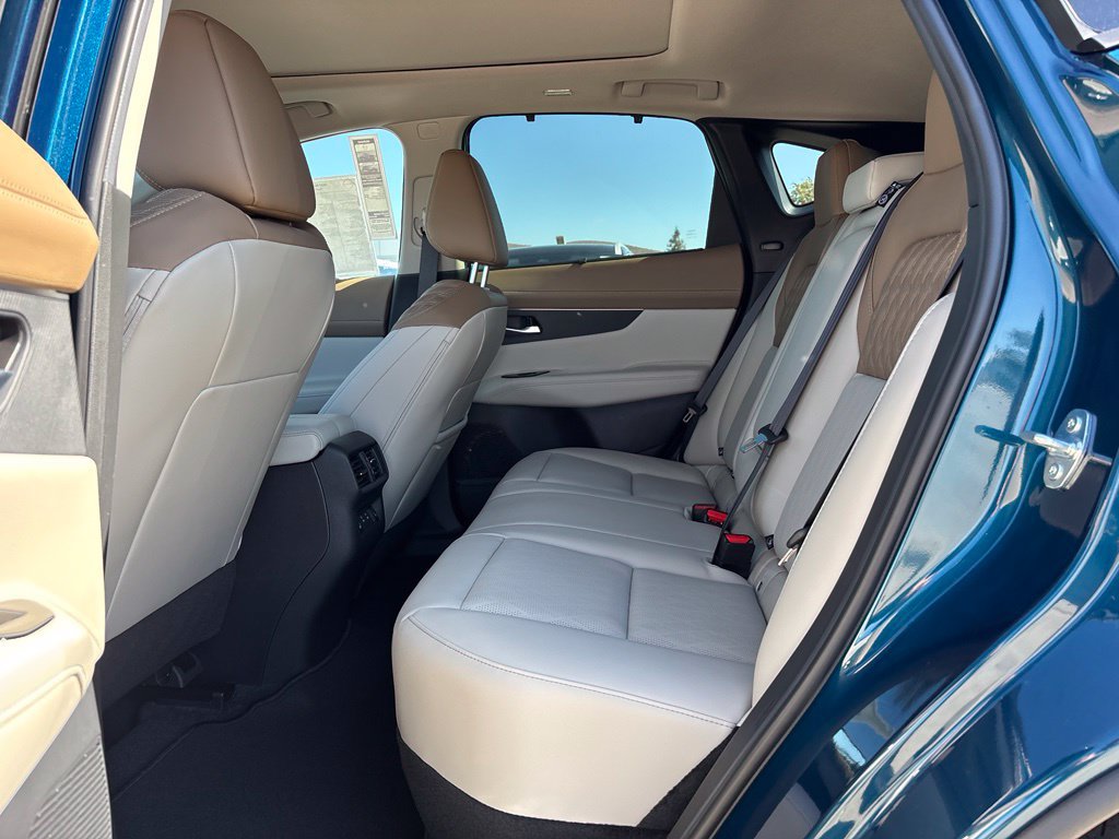 New 2027 Nissan Murano Platinum w/ Cargo Package AWD/4WD image 9