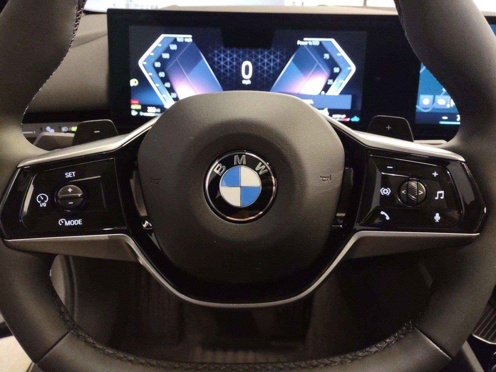 Used 2024 BMW 530i w/ Premium Package RWD image 11