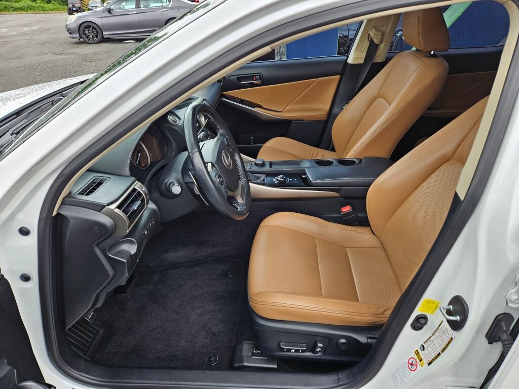 Used 2014 Lexus IS 250 RWD image 10