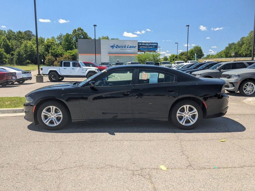 Used 2023 Dodge Charger SXT RWD image 2