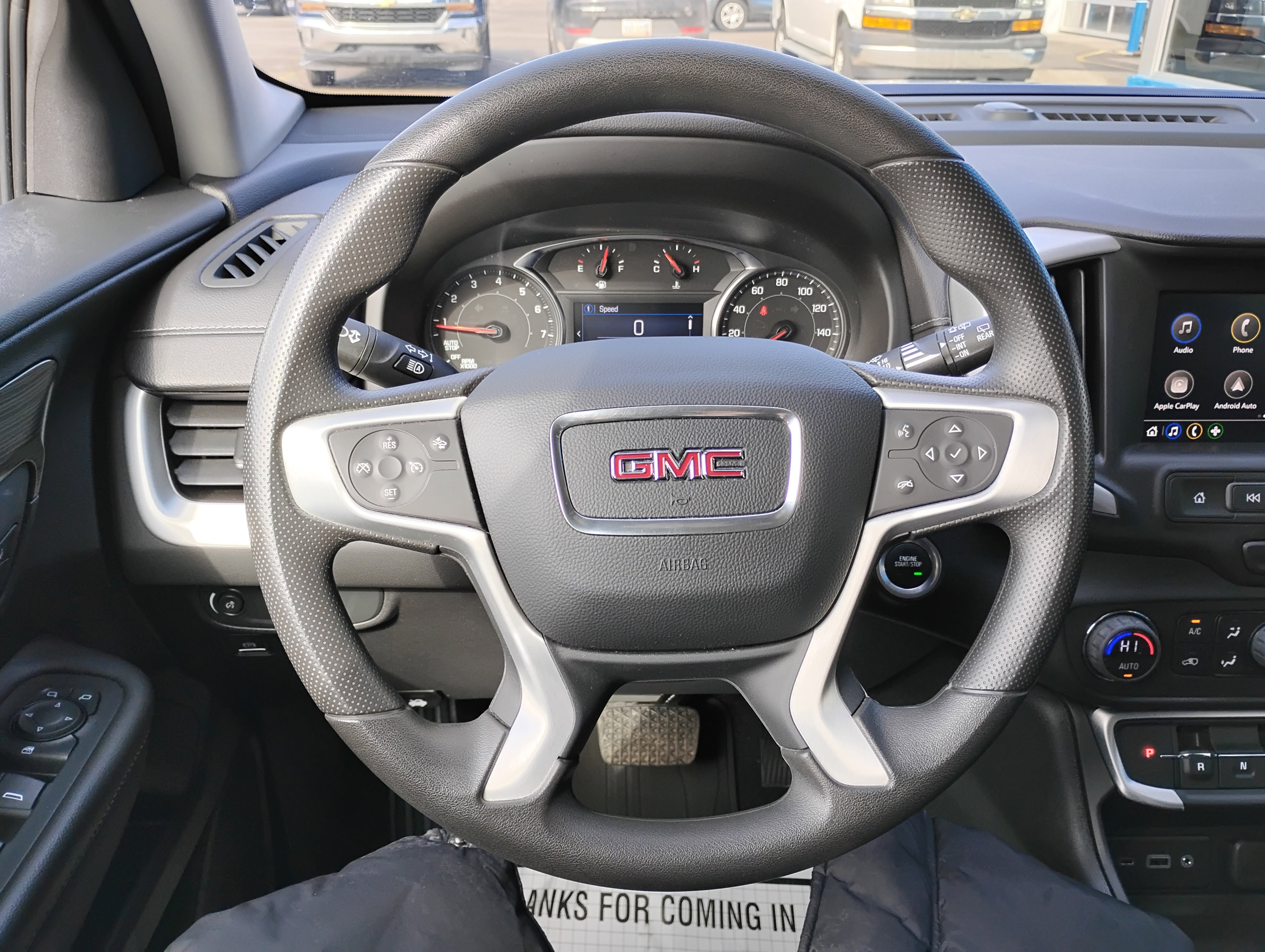 Used 2023 GMC Terrain SLE w/ Driver Convenience Package image 8