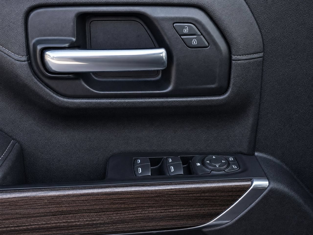 Certified 2020 Chevrolet Silverado 1500 LT AWD/4WD image 17