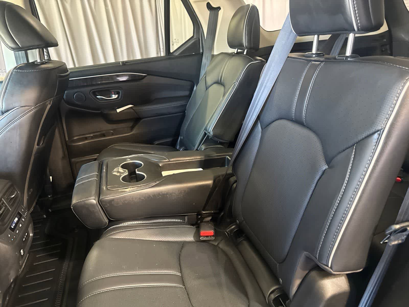 Used 2024 Honda Pilot Elite image 15
