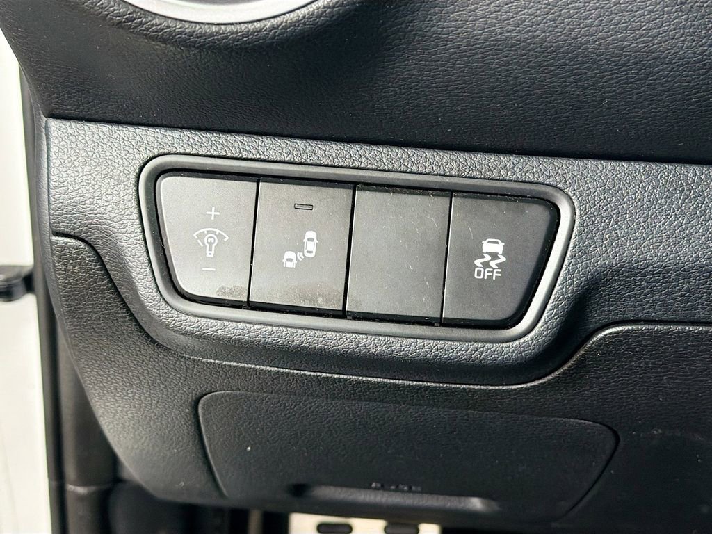 Used 2023 Kia Forte GT-Line w/ GT-Line Premium Package FWD image 13
