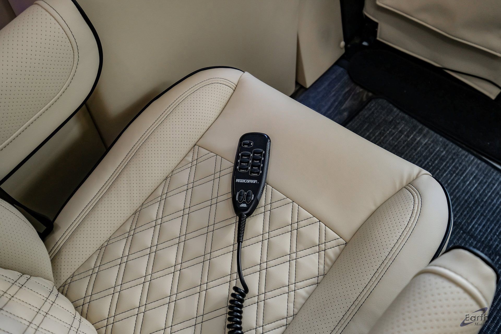 Used 2025 Mercedes-Benz Sprinter 3500 image 88