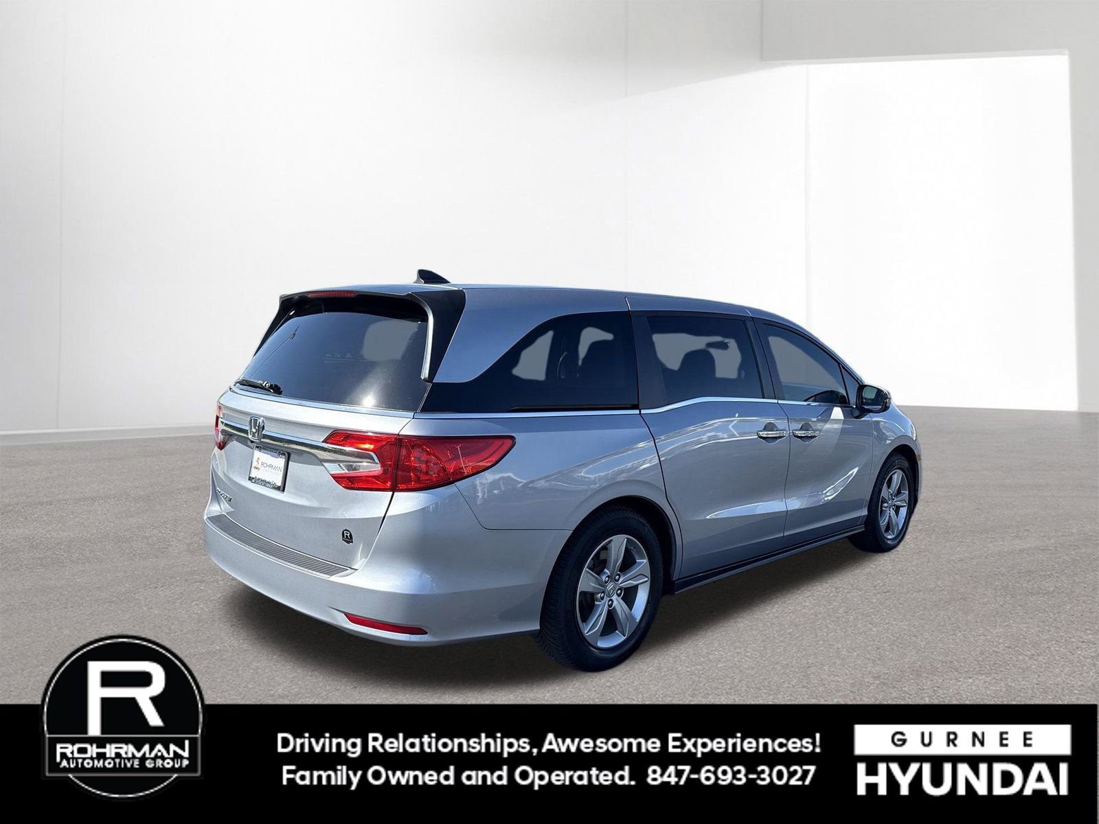 Used 2018 Honda Odyssey EX image 8